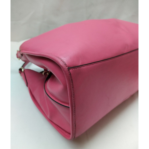 Coach Carlyle Pink Smooth Leather Turnlock 3 Compartments Shoulder Bag - Picture 6 of 15